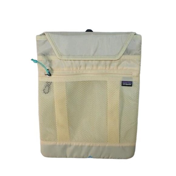 Patagonia Handbags - Patagonia white Travel Pack 26L NWOT